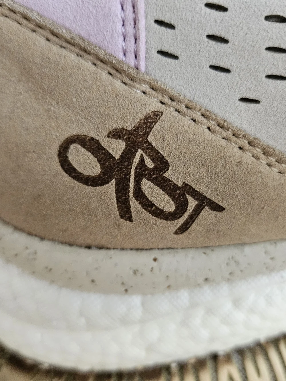 OTBT Free Beige Suede Athleisure Sneakers Women's Size 8.5 - Picture 5 of 12